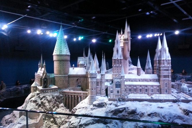 Private Transfer: Central London to Harry Potter Warner Bros Studio in Leavesden - Planning the Return After the Studio