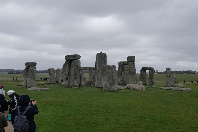 Private transfer to Southampton with a stop at Stonehenge - What the $782.51 price means