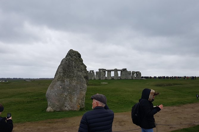 Private transfer to Southampton with a stop at Stonehenge - What happens at Stonehenge