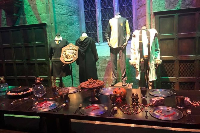 Private Transfers between London & Harry Potter Warner Studio - Why this transfer makes the studio day easier