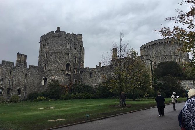 Private Transfers between London & Windsor - A Private Start at Your London Hotel