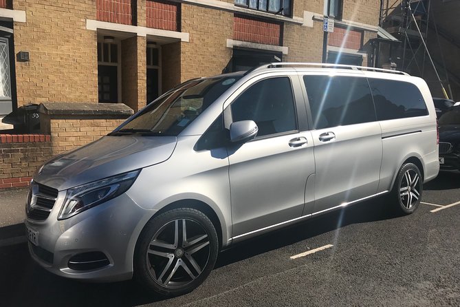 Private Transfers London Heathrow to Southampton Cruise Terminal via Stonehenge - The drive from Heathrow to Stonehenge