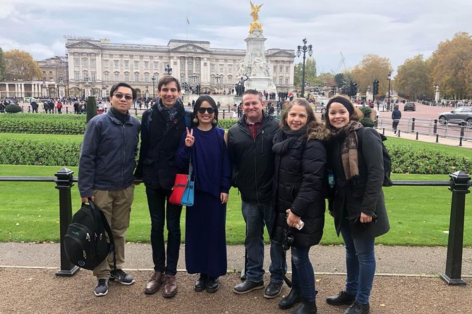 Private Walking Tour of Royal London with Changing of the Guard - Walking The Mall to Buckingham Palace