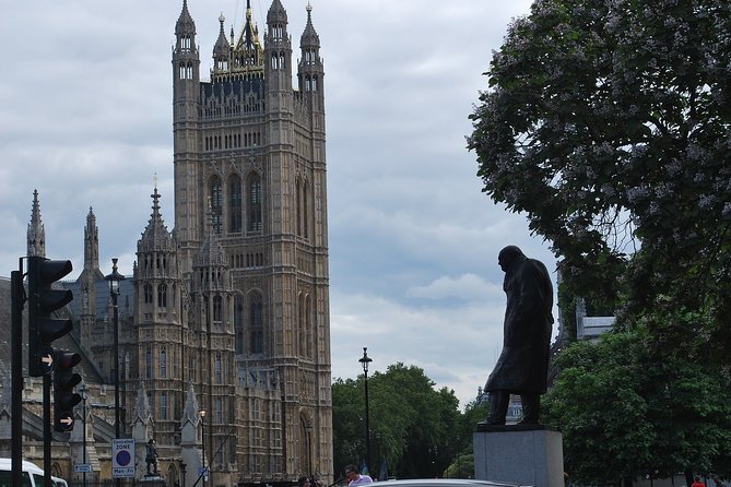 Private Westminster, Whitehall, and Windsor Castle Tour by Train - Buckingham Palace and the Changing of the Guard