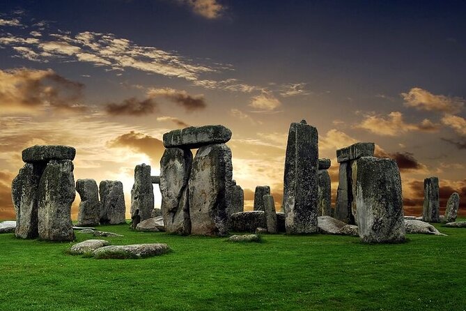 Private Windsor Castle and Stonehenge Day Tour - How the private format changes the day