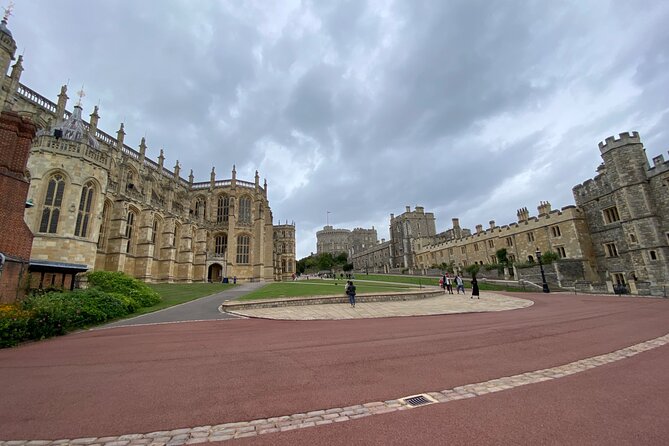 Private Windsor Castle Tour - Eton College adds local character on the way back