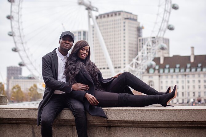 Professional Private Couple Photoshoot - Meeting Mehr in Westminster