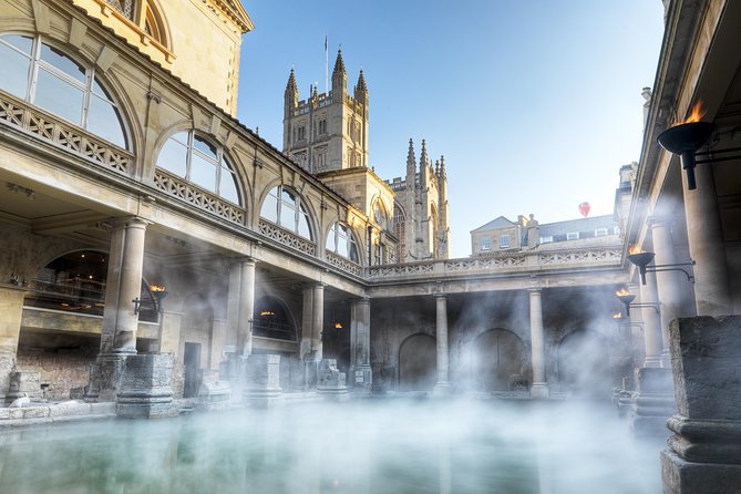 Roman Baths Entry and Walking Tour with Blue Badge Tour Guide - No. 1 Royal Crescent and The Circus