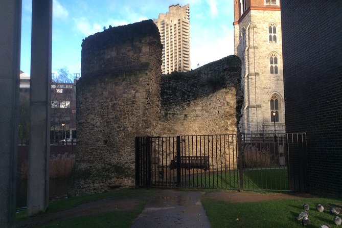 Roman London Private Walking Tour - A Roman memorial beneath the Gherkin
