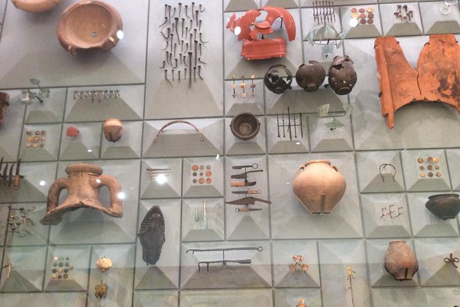Roman London Private Walking Tour - Vine Street and the eastern wall