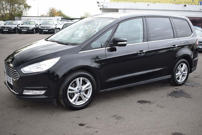 Round Trip Taxi Transfer - Heathrow Airport To & From London - Luggage help is one of the strongest reasons to book