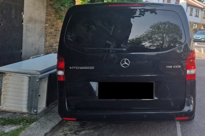 Round Trip Taxi Transfer - Stansted Airport To & From London - The return pickup from your London hotel