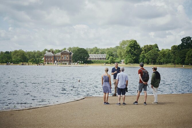 Royal Afternoon Tea & Walk at Kensington Palace - Who will enjoy this afternoon most