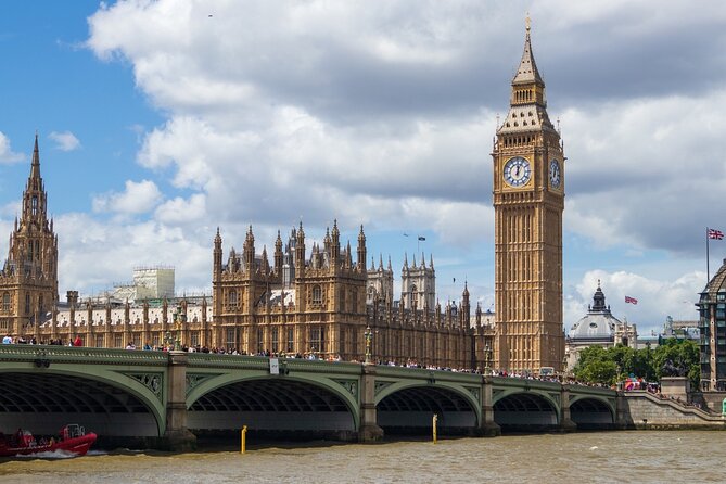 Royal London Westminster Tour - A royal walk from Buckingham Palace to Westminster