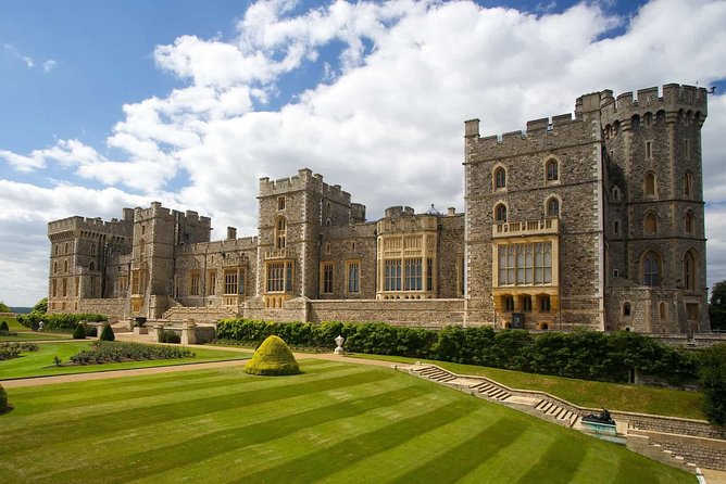 Royal Windsor Afternoon Tour from London - St George’s Chapel and the royal burials