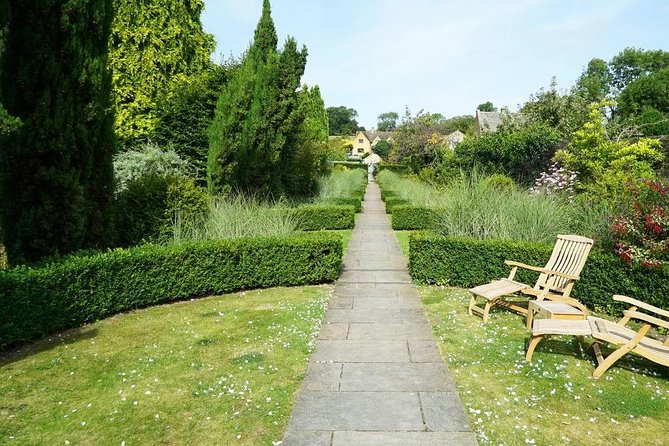 Royal Windsor Cotswold & Shakespeare Country in Executive Vehicle Private Tour - Windsor Castle and the royal side of England