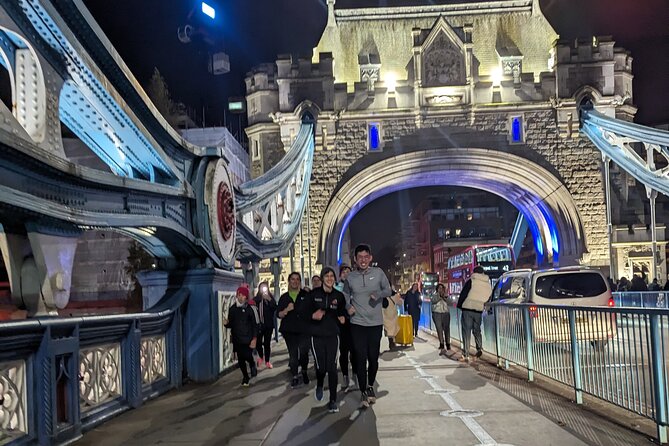 Run the Thames Bridges - Starting at Tower Hill and Tower Bridge