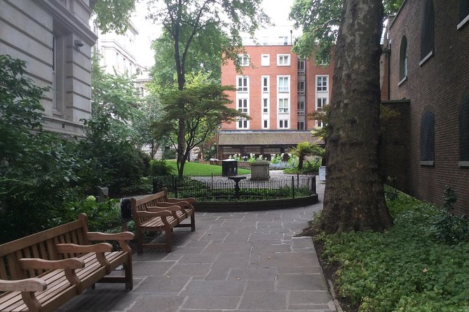 Secret Gardens of the City of London Private Tour - Ending at Postman’s Park