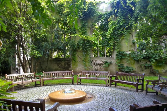Secret Gardens of the City of London Private Tour - Roman layers and Lord Mayors