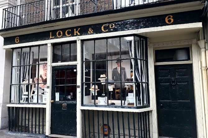 Secret London Private Taxi Tour - Hidden courtyards, gardens, and old taverns