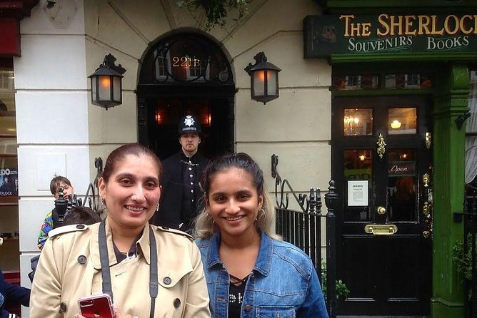 Secret London Private Taxi Tour - London’s oldest parish church and Henry VIII
