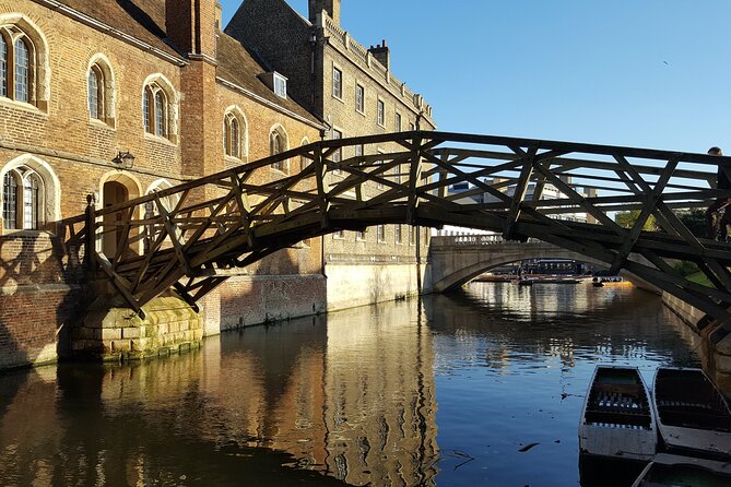 Shared Guided Punting Tour of Cambridge - Starting at Jesus Green Moorings