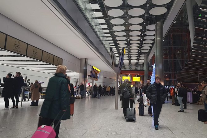 Shared Shuttle Service from Gatwick to your Hotel in London - Finding the driver inside Gatwick