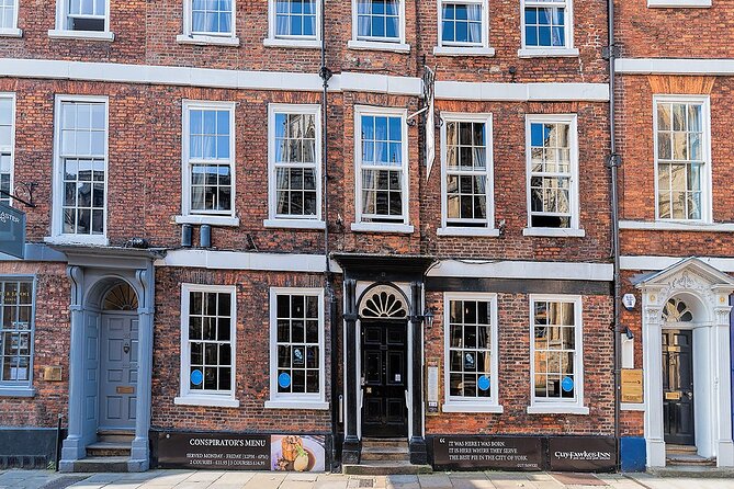 Shared Walking Tour in York - Meeting at Minster Yard at 10:30