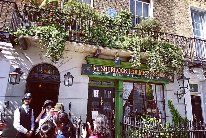 Sherlock Holmes BBC Series and Traditional Locations - A Very Small Group Tour - Russell Square, writers, and Holmes before Baker Street