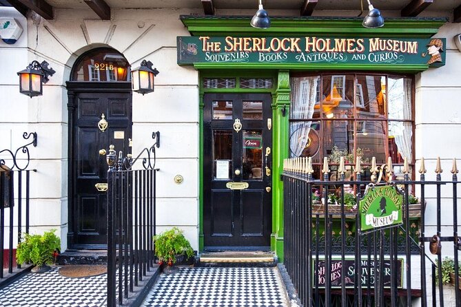 Sherlock Holmes Private Guided Tour - BBC Series & Traditional Locations - Key points at a glance