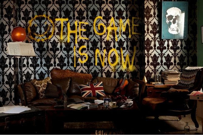 Sherlock: The Official Live Game - Why the group arrangement matters