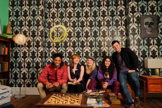 Sherlock: The Official Live Game - Mycroft’s recruitment mission