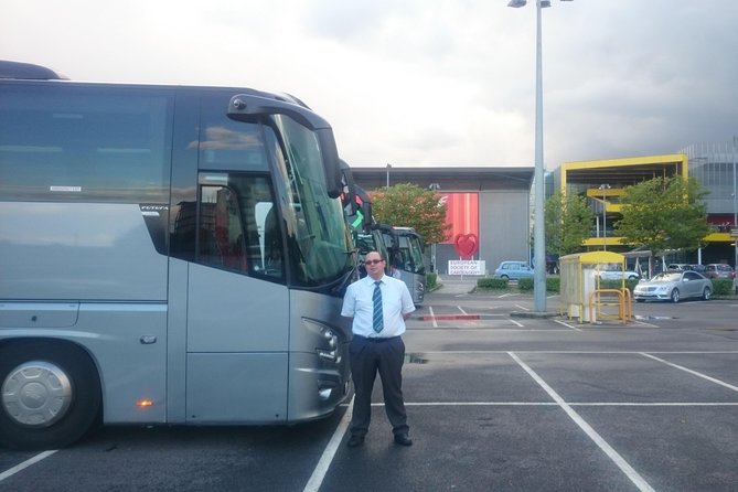 Shuttle transfer from your Hotel To Heathrow Airport - Super Saver - Why this Heathrow transfer can make sense
