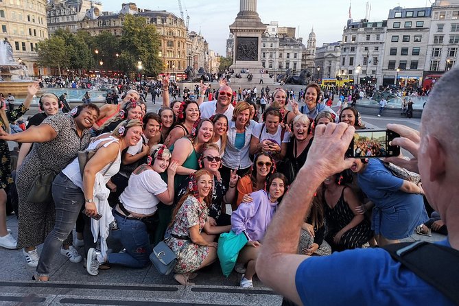 Silent Disco Walking Tours West End Boogie Shoes - What one mile and one hour really mean