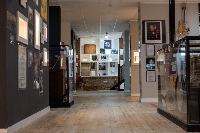 Skip the Line: Liverpool Beatles Museum - The perfect tribute to the Beatles - Why the mobile ticket helps