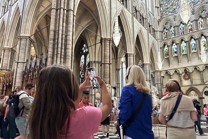 Skip-the-line London Westminster Abbey and City of Westminster Kid-Friendly Tour - Parliament and Big Ben after the abbey