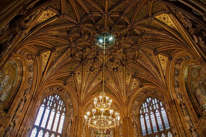 Skip the Line Parliament & Westminster Abbey Fully-Guided Tour - Inside Westminster Hall and the two chambers