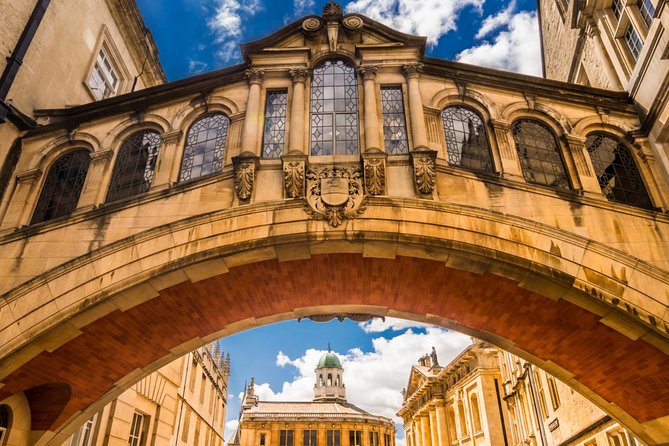 Small Group Cotswolds Villages, Stratford and Oxford Day Tour from London - The guide can shape the whole day