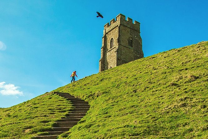 Small-Group Day Trip to Stonehenge, Glastonbury, and Avebury from London - Walking, weather, and what to pack