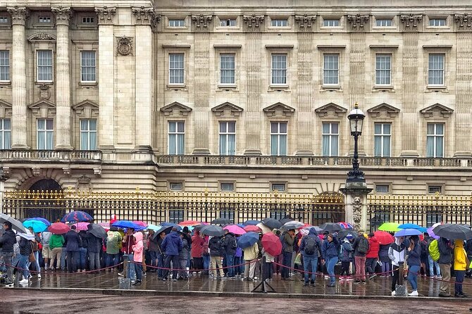 Small-Group London's Best Sights Walking Tour, Kids Join Free! - Borough Market, Southwark Cathedral, and food advice