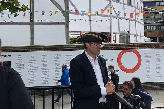 Small-Group London's Best Sights Walking Tour, Kids Join Free! - London Bridge and the final panorama