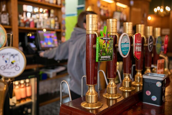Soho Music & Historic Pubs Tour - Timing, weather, and practical comfort
