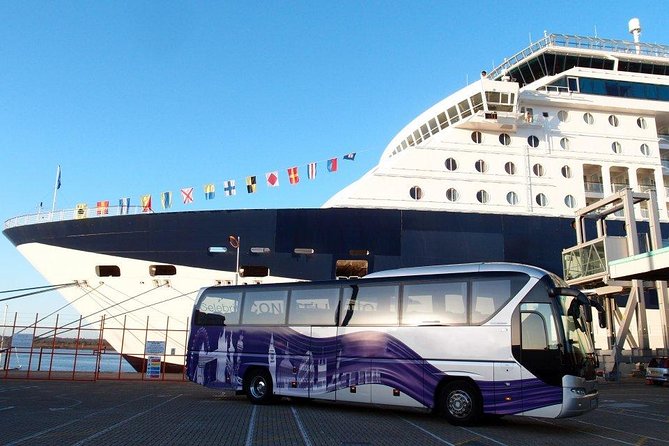 Southampton Pre-Cruise Tour: London to Southampton via Stonehenge - The journey from Stonehenge to Southampton