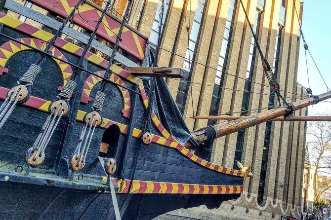 Southwark Pirates of the Thames Quest Experience in London - Crossbones Garden and the George