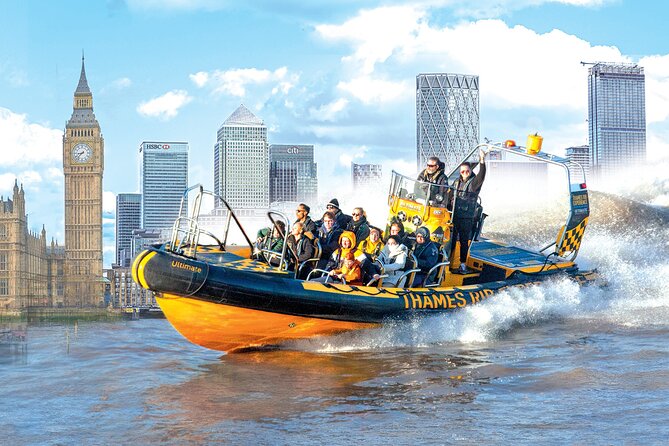 Speedboat Sightseeing: Embankment OR Westminster Pier -45 Minutes - The calm opening through central London