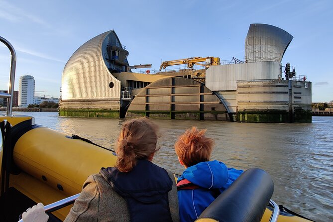 Speedboat 'Ultimate Tower Blast' from Tower Millennium Pier - 40 minutes - Canary Wharf and the Thames Barrier add scale