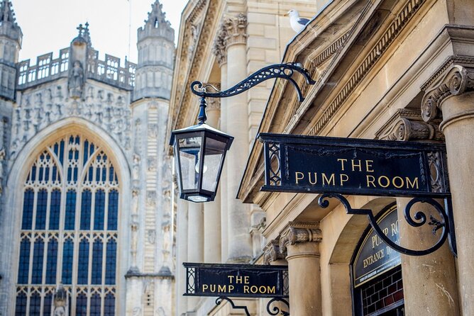 Stonehenge and Bath Day Trip from London with Optional Roman Baths Visit - Bath: Georgian beauty after prehistoric mystery