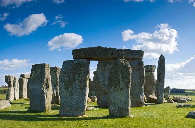 Stonehenge and The Stone Circles of Avebury Day Trip from London - Why this Stonehenge and Avebury day trip is different