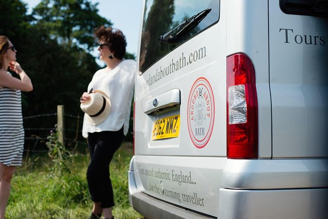 Stonehenge Half-Day luxury guided tour from Bath for 2-8 - Why the small group changes the Stonehenge visit