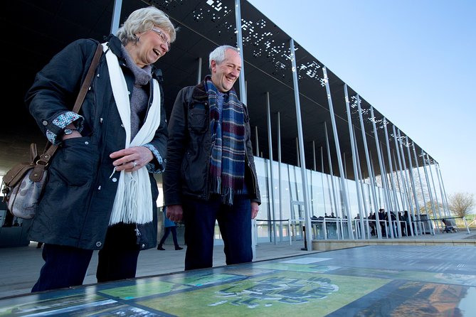 Stonehenge Half Day Tour with Entry and Extra Time - Arriving at the Stonehenge visitor center